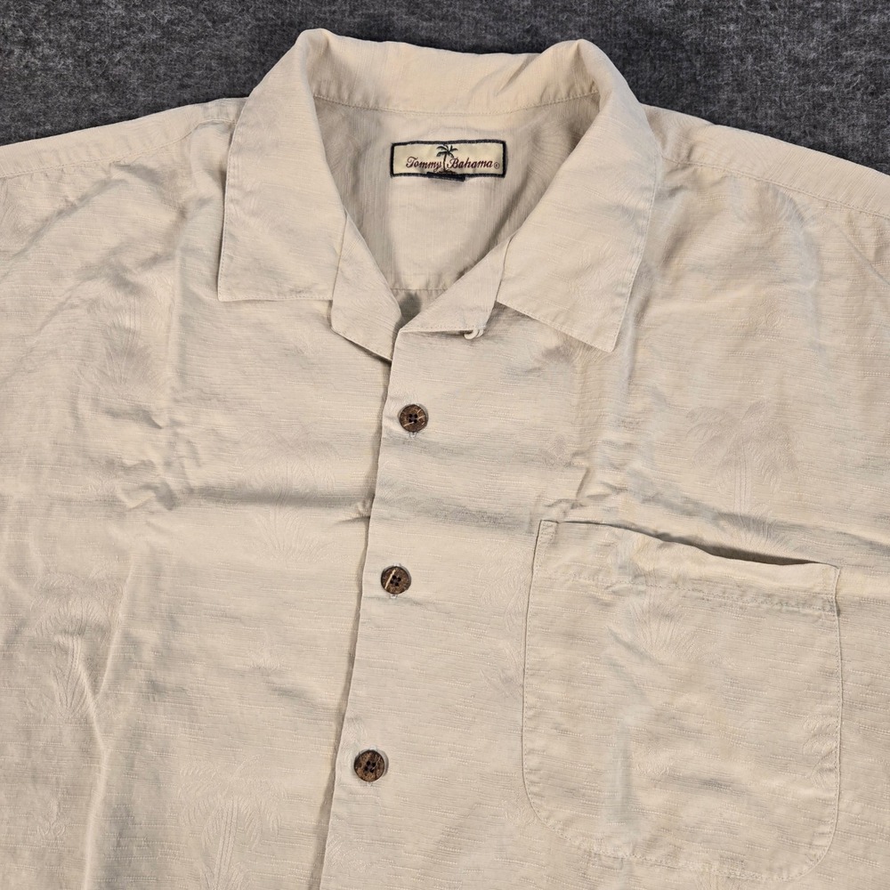 Tommy Bahama Shirt Mens XL Beige 100% Silk Palm Tree Jacquard Camp Button Up